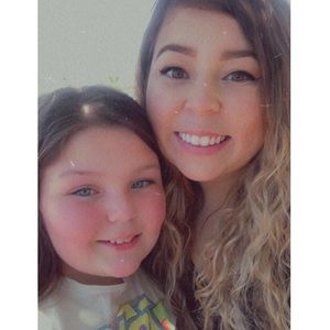Meet your Posher, Chloe